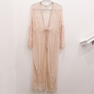 NWOT Lace Light Nude Pink Sheer Long Cover Up Kimono Cardigan Women’s Size M